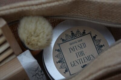 Gift sets and accessories