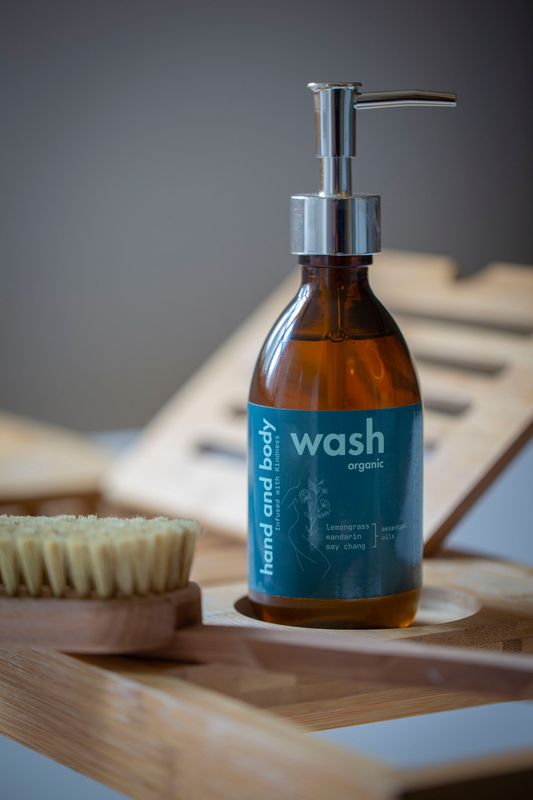 Organic hand and body wash