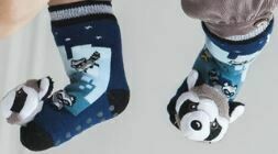 Plush Stuffed Animal Socks Lil Traveler Comfortable Warm Raccoon Toddler Discovery Feet Finders
