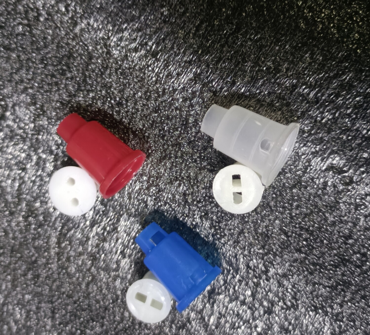 (LHM6) LED HOLDERS 8MM (PACK OF 450)