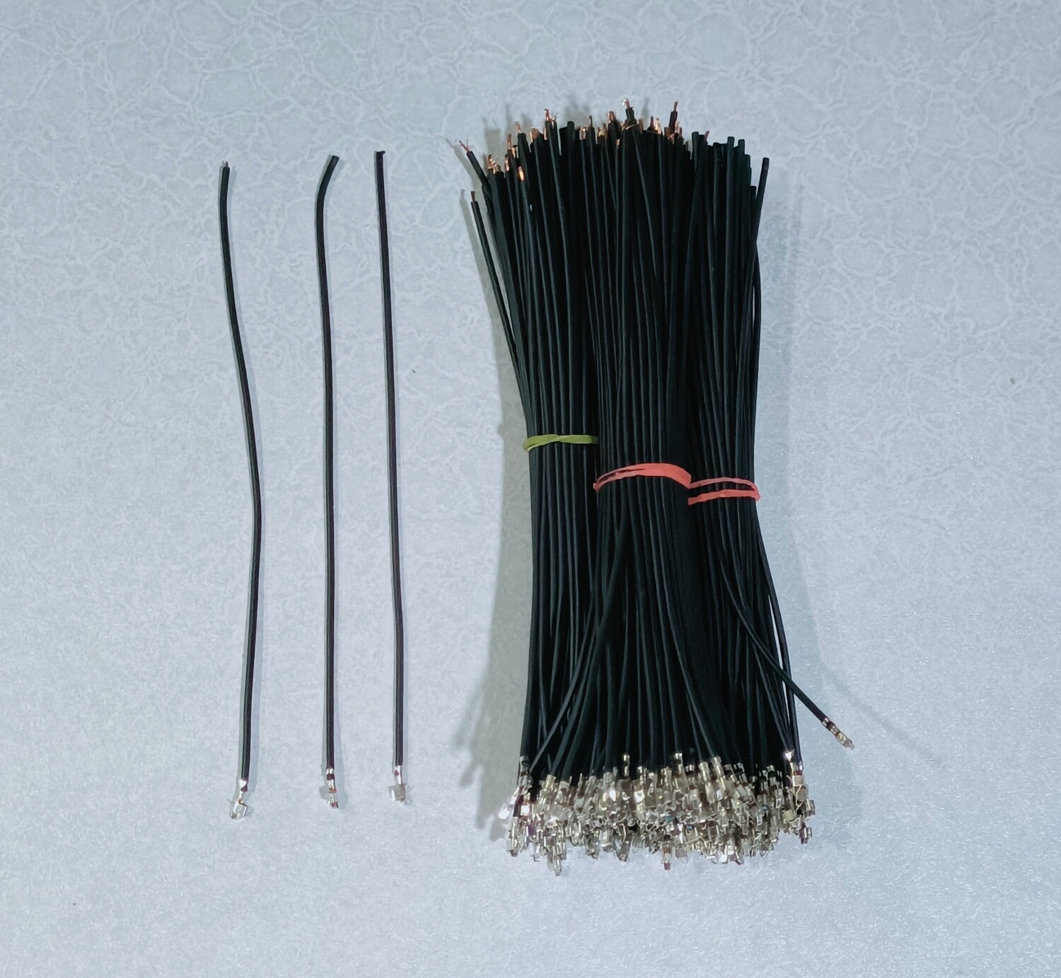 (RMCNN33)  14.38 FEMALE BLACK/GRAY CRIMP WIRE ( PACK OF 50 )