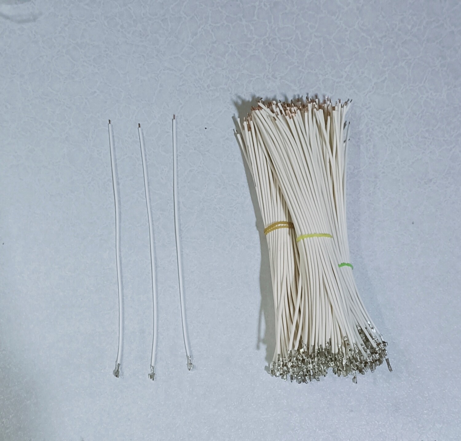 (RMCNN35)  14.38 FEMALE WHITE CRIMP WIRE (PACK OF 50)