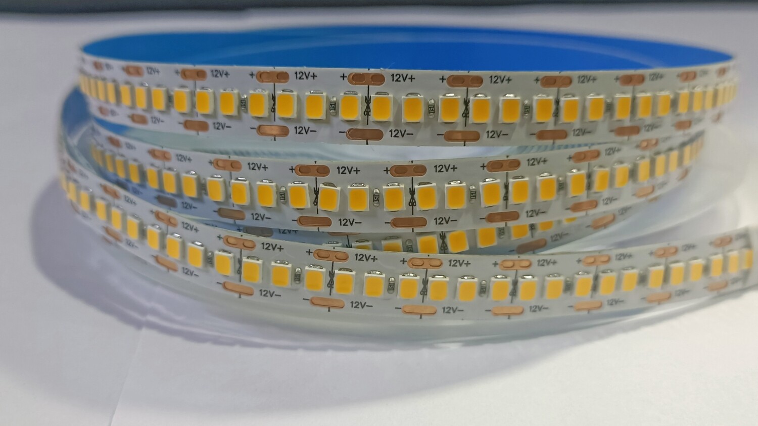 (SLS5) 12V WARM WHITE LED STRIP 240 LED