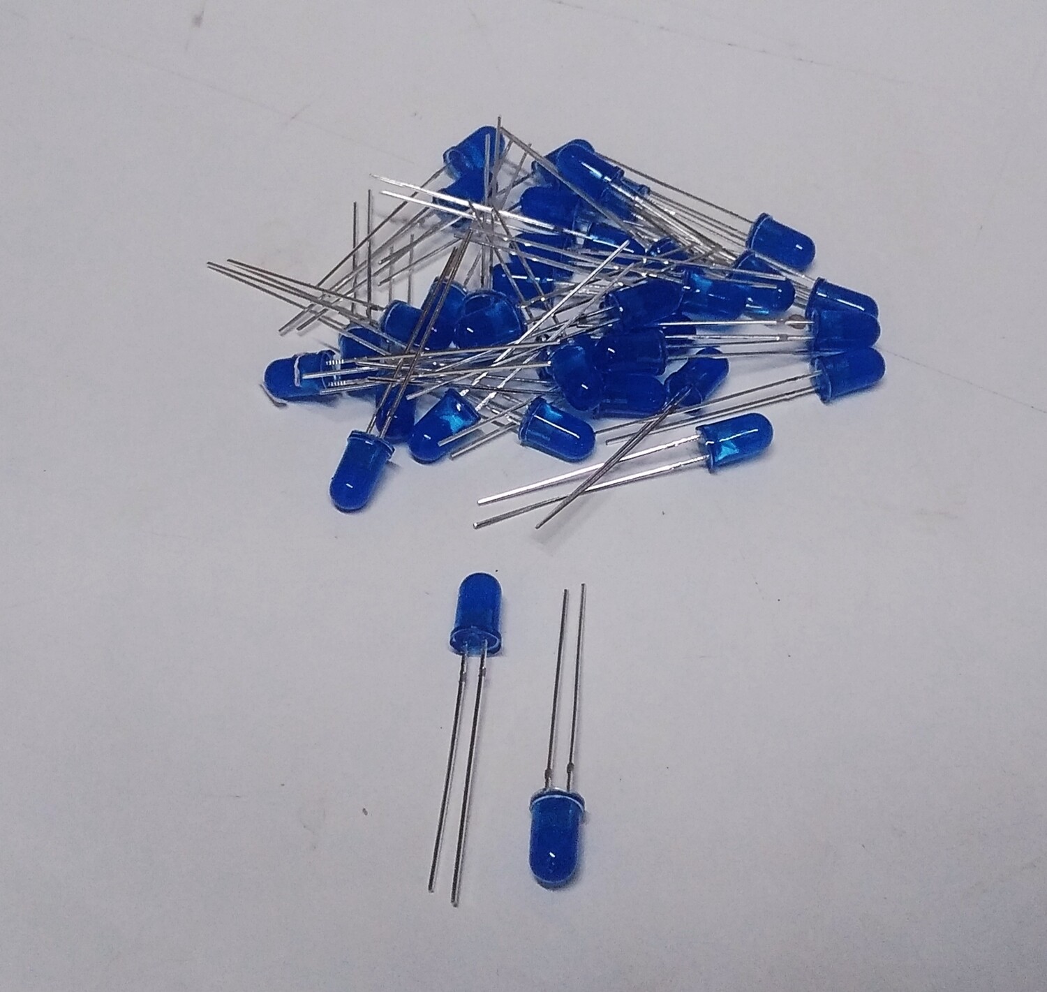 (LD13) BLUE  5 MM ROUND LED PACK OF 10
