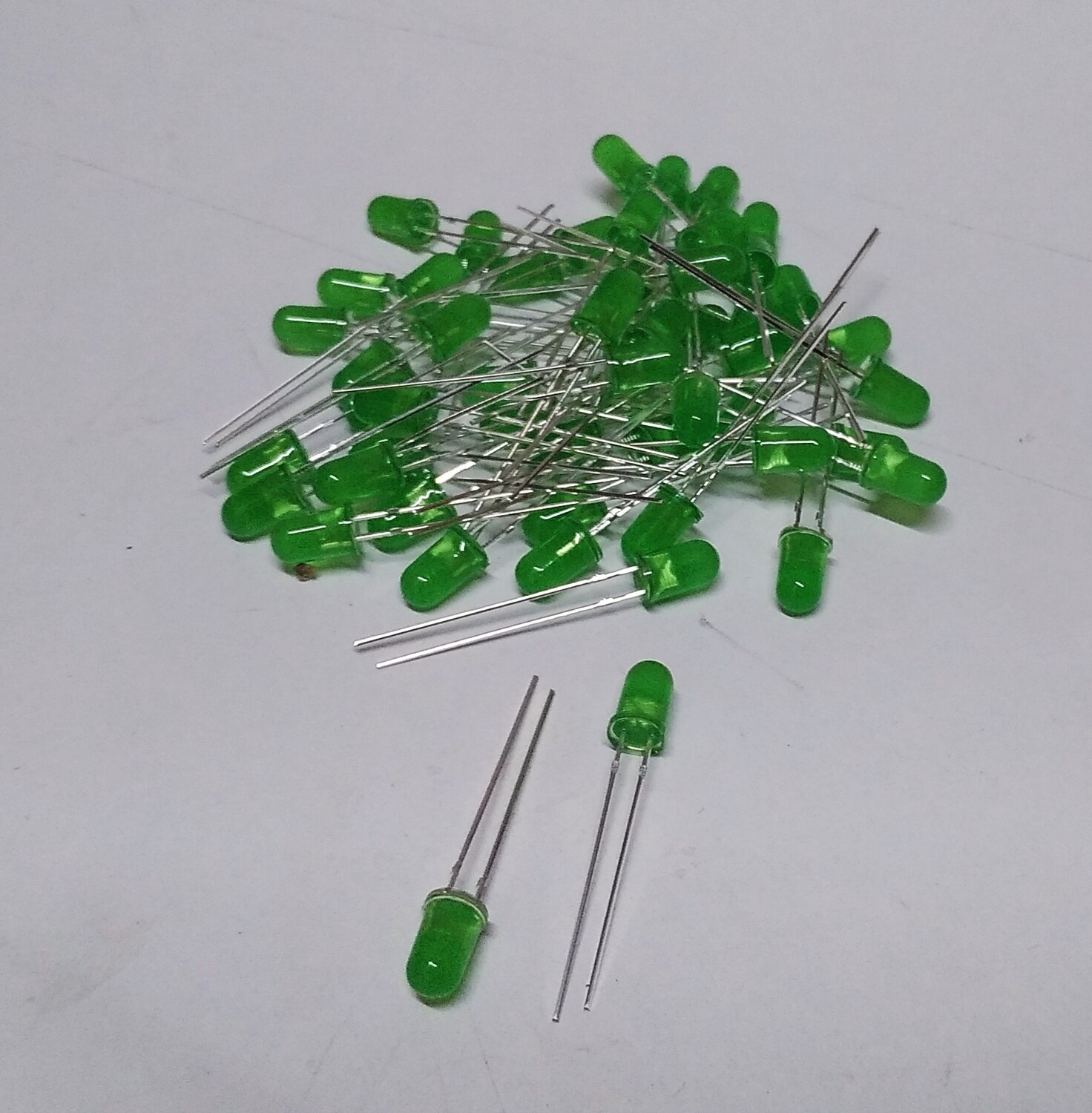 (LD11) GREEN  5 MM ROUND LED PACK OF 10