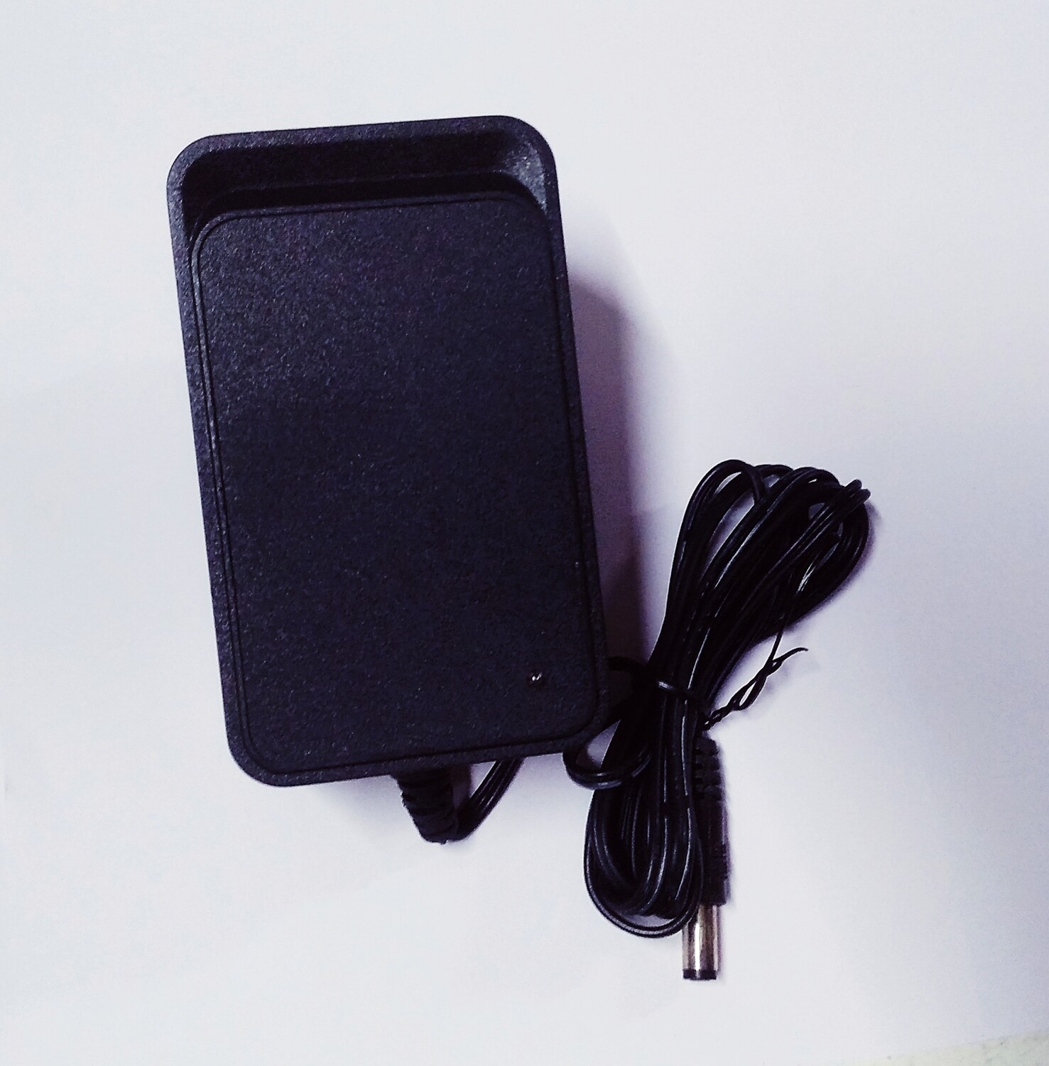(P81) 12V/2A  ADAPTER (EH) PLASTIC BODY