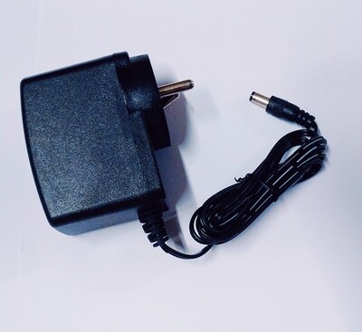 (P19) 12V 2A  ADAPTER (CN) PLASTIC BODY