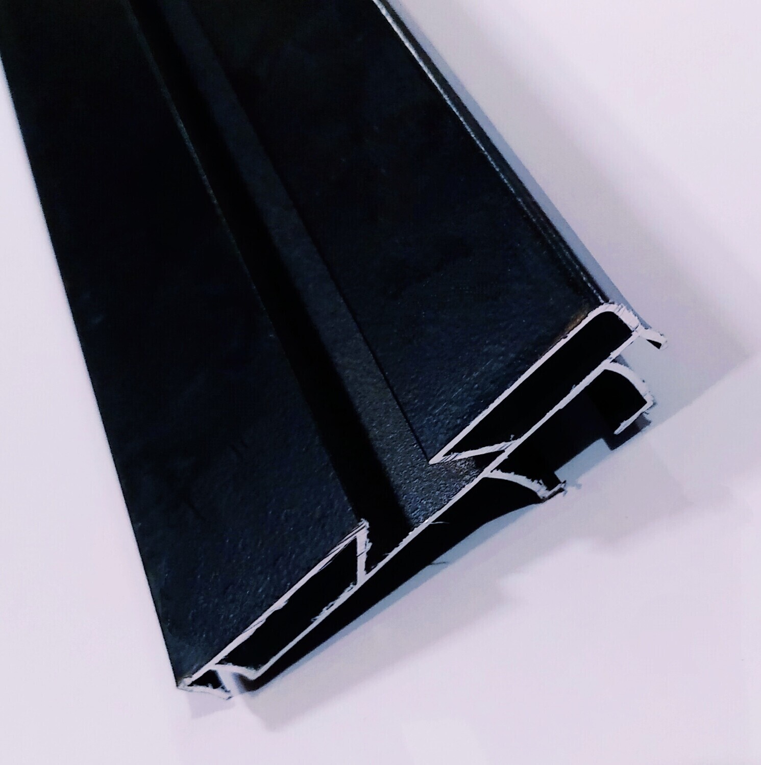 (FRM15) ALUMINIUM PROFILE TP3 (1FT)