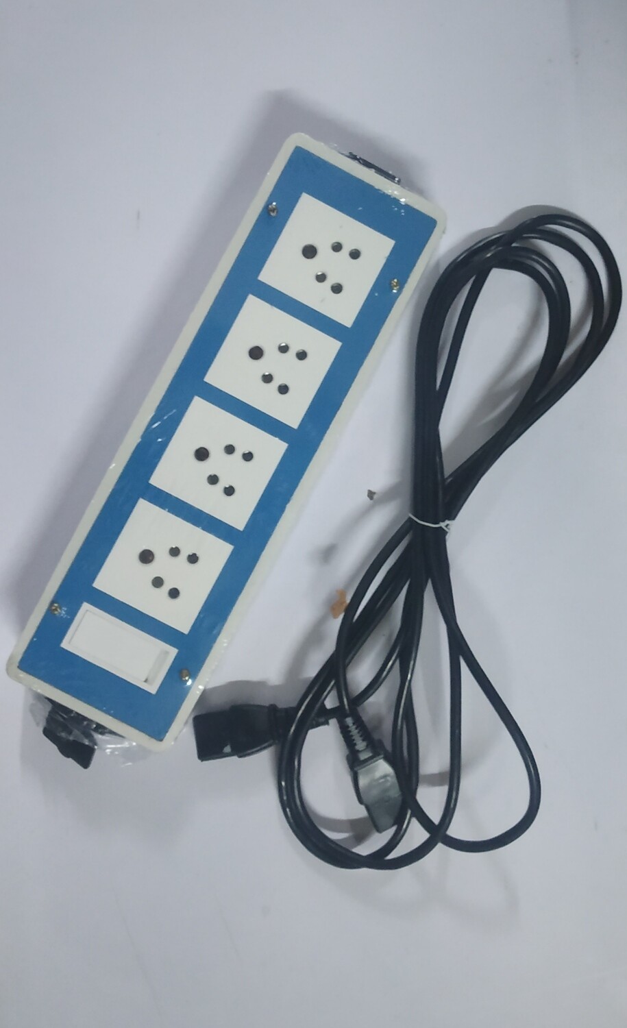 (CW58) Female To Female Power Plug 3 PIN, WIRE LENGTH: 5 METER, BOARD REQUIRED: YES