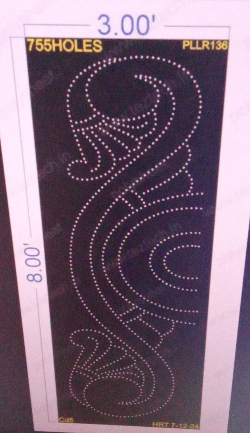 PLLR136 PILLER 1 PART 8X3 FEET 755 HOLES