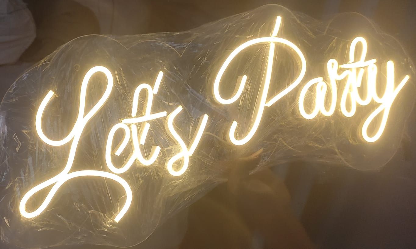 (NB16) LETS PARTY NEON BOARD
