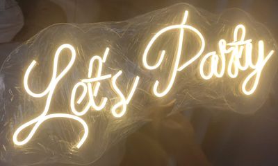 (NB16) LETS PARTY NEON BOARD