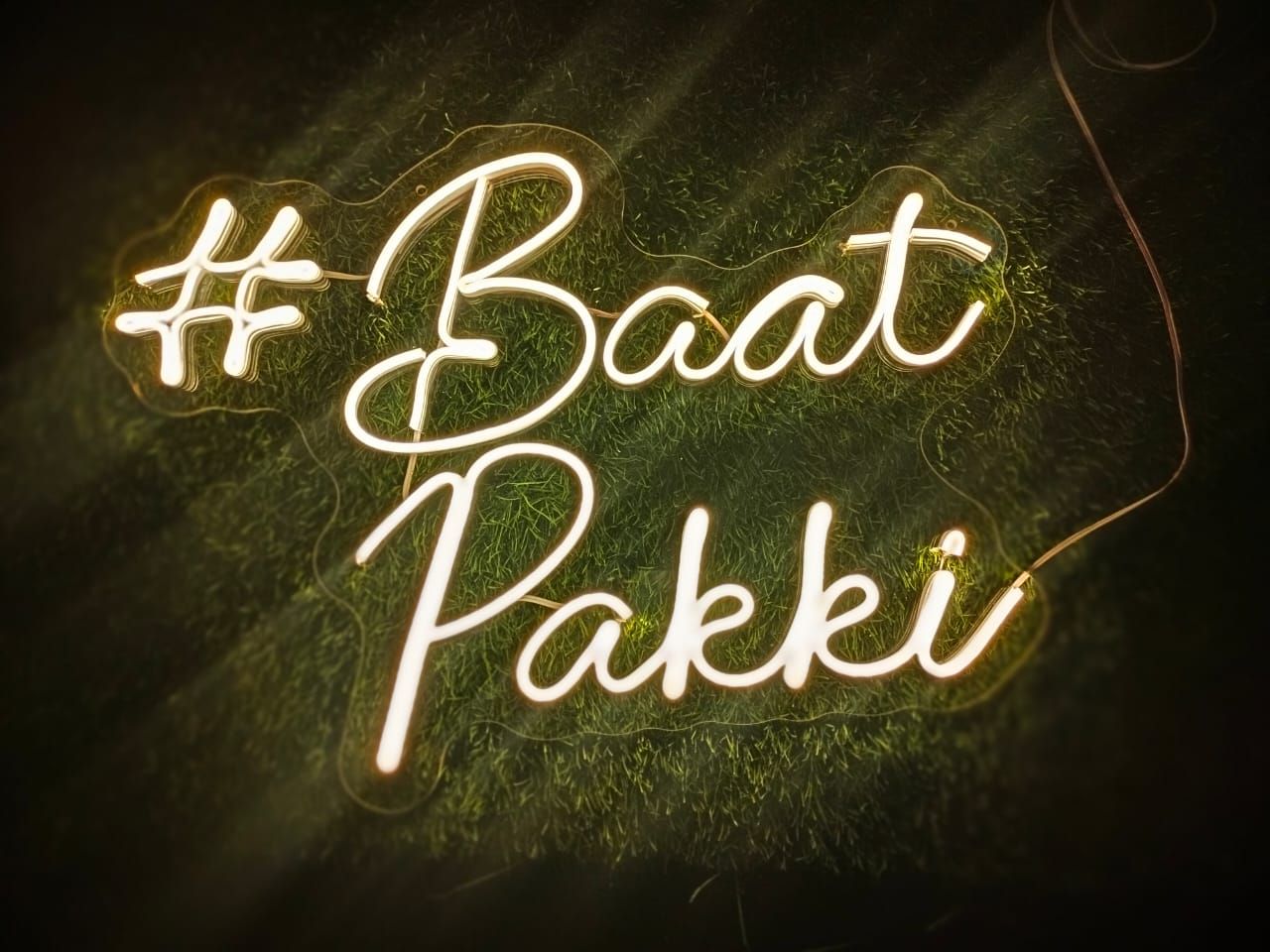(NB33) BAAT PAKKI NEON BOARD