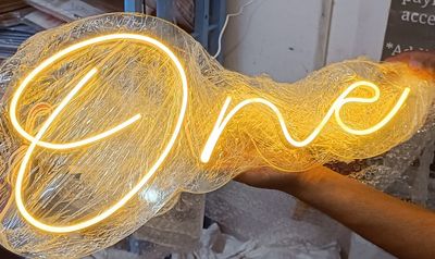 (NB35) ONE-2 NEON BOARD