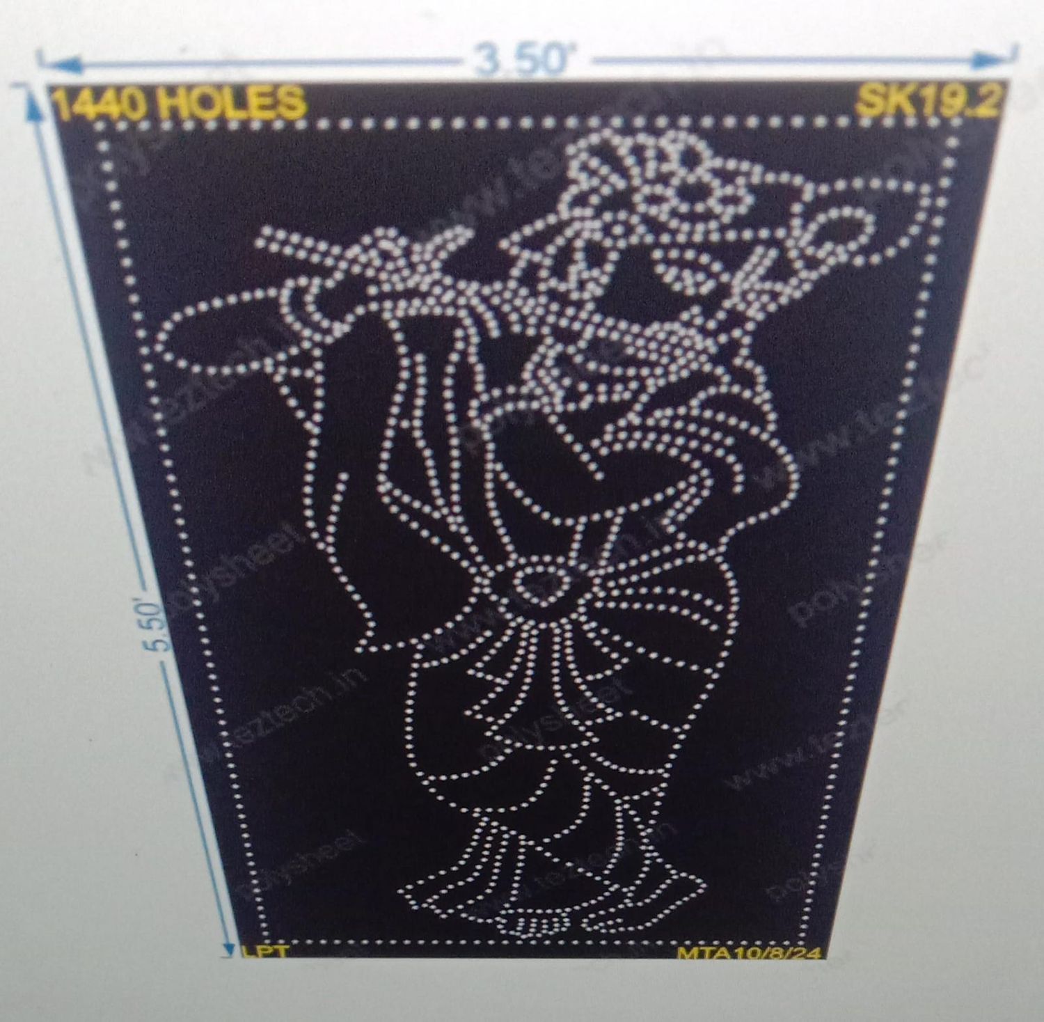 SK19.2 SHREE KRISHNA 5.5X3.5 FEET 1440 HOLES