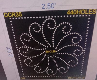 DCR35 DESIGNER CIRCLE 2.5X2.5 FEET 440 HOLES