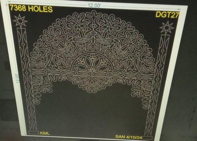 DGT27 DESIGNER GATE 12X12 FEET 7368 TOTAL HOLES