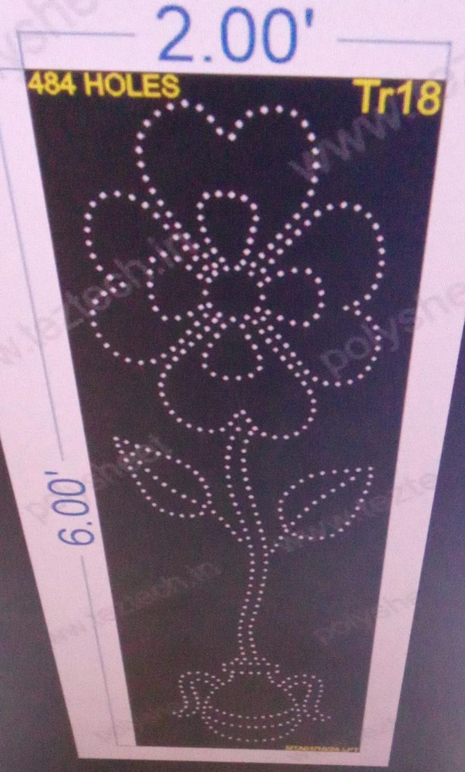 TR18 TREE 6X2 FEET 484 HOLES