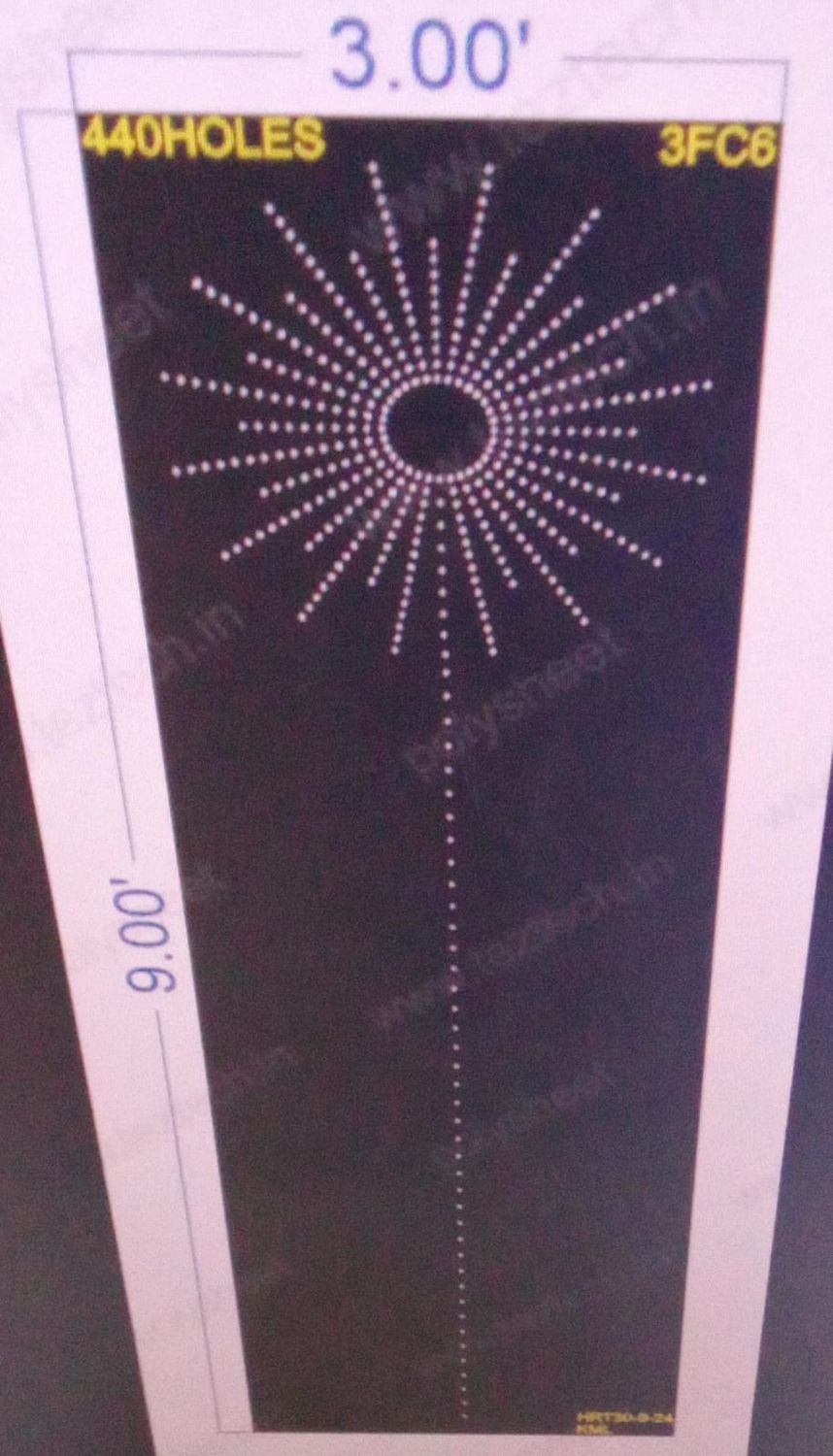 3FC6 TOP CIRCLE CRACKER TREE POLY SHEET WITH HOLES