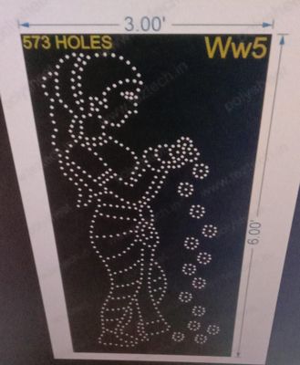 WW5 WOMAN WITH FLOWER WELCOMING POSITION 6X3 573 HOLES