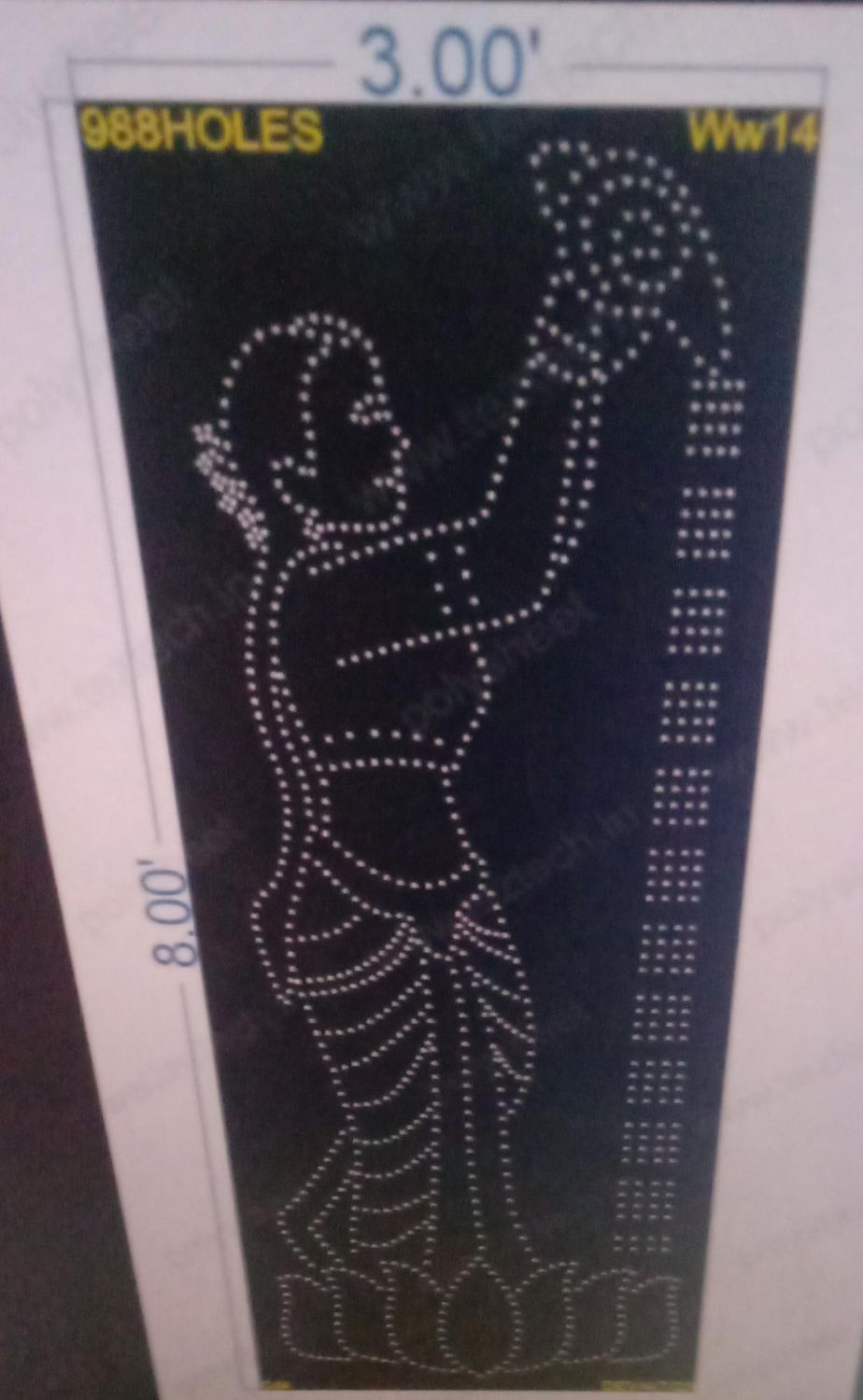 WW14 WOMEN WITH WATER 8X3FT  988 HOLES