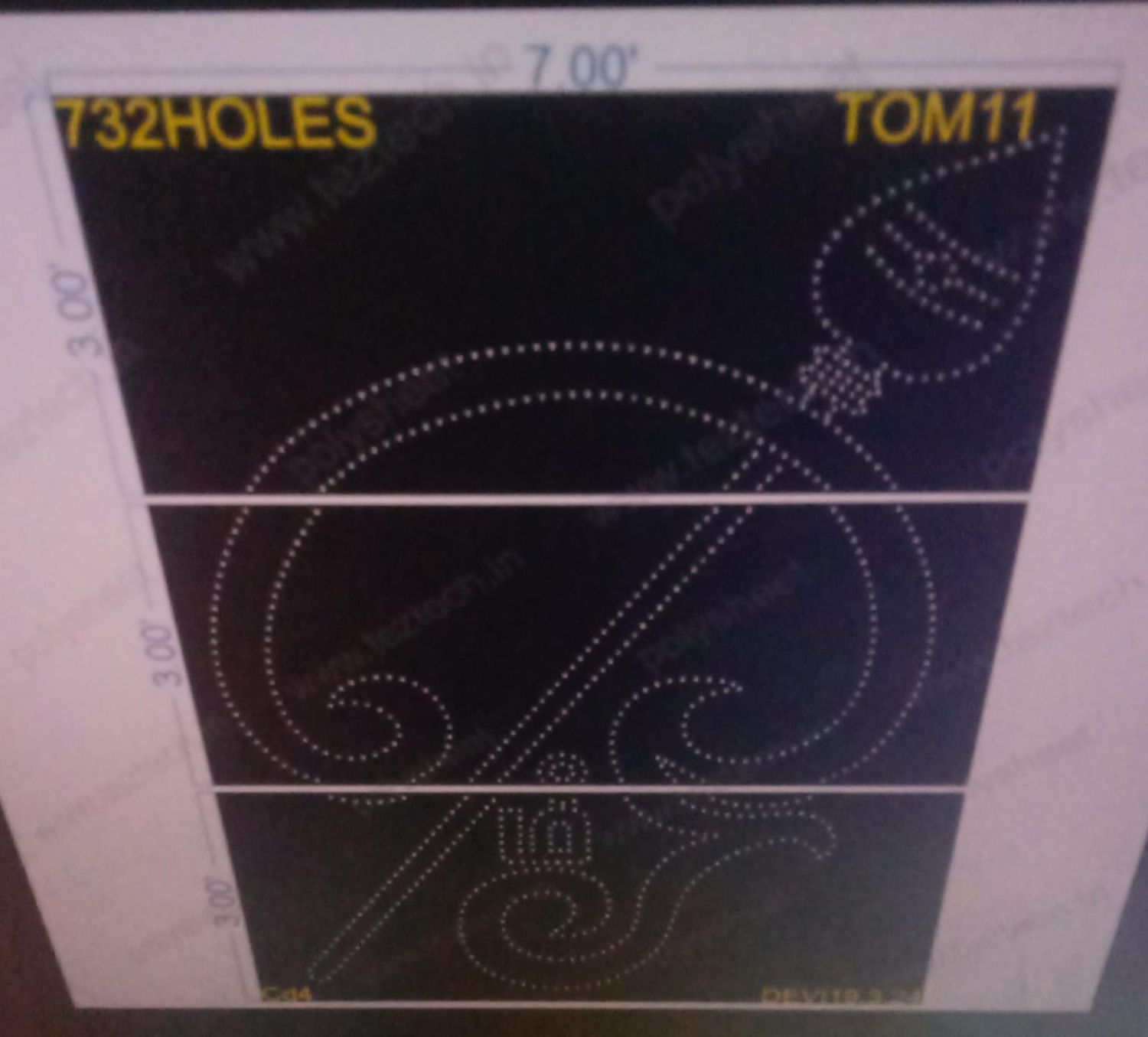 TOM11 TAMIL OM 9X7 FEET 732 HOLES