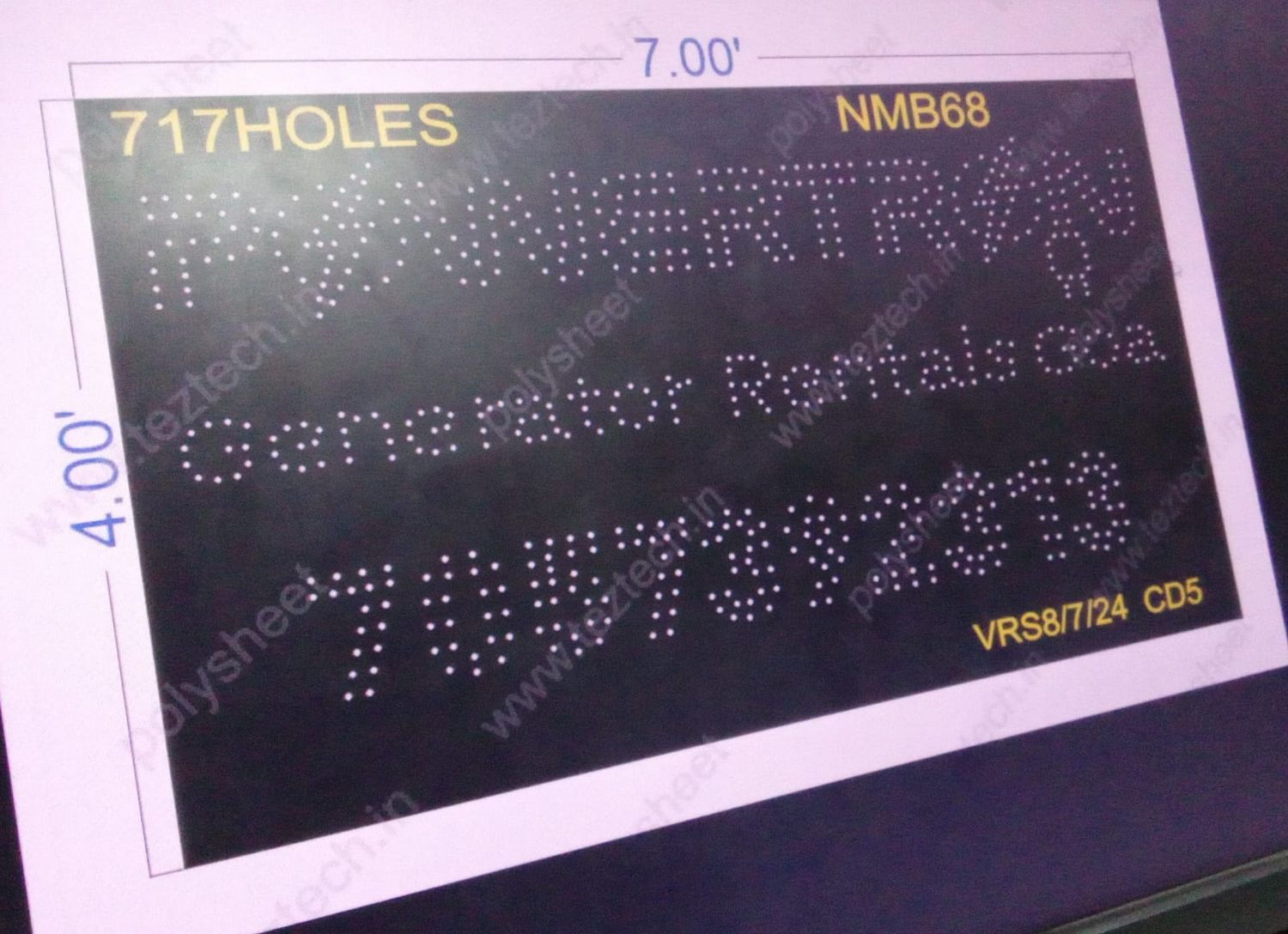 NMB68  NAME BORD 4X7 FEET 717 HOLES