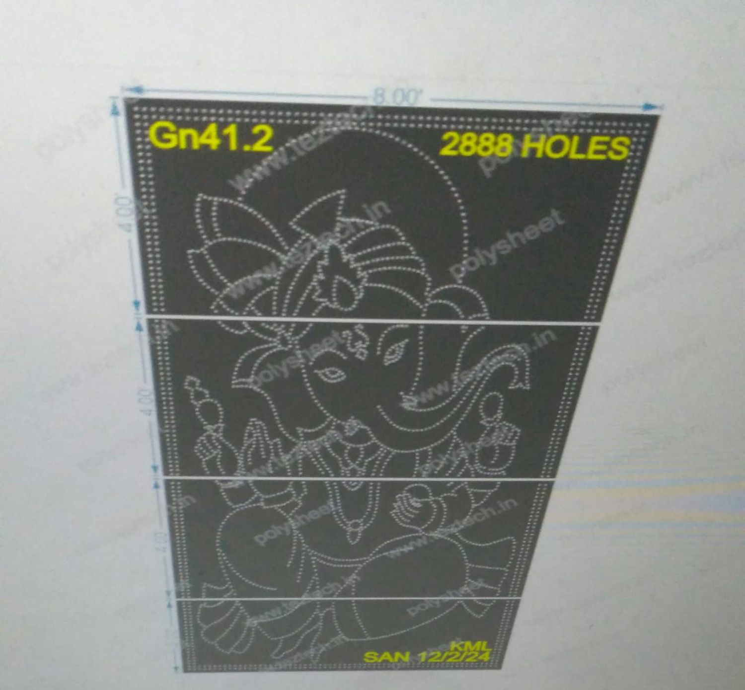 GN41.2 GANESHJI WITH BORDER 15X8FEET 2228HOLES