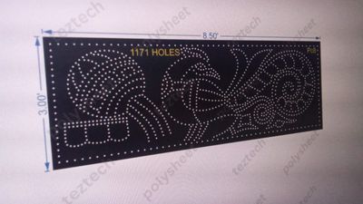 PC8 PEACOCK WITH POT 3X8.5 FEET 1171HOLES