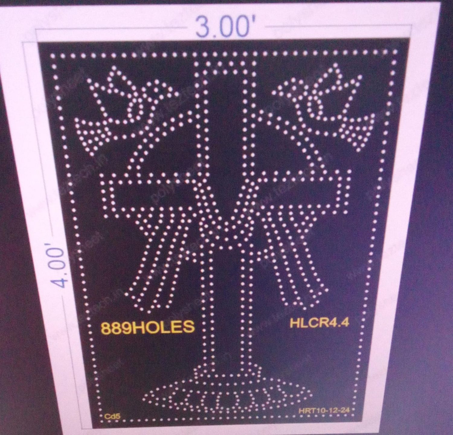 HLCR4.4 HOLLY CROSS 4X3 FEET 889 HOLES