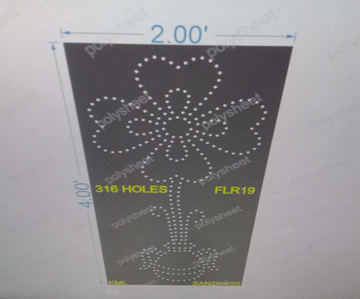 FLR19 FLOWER AND POT 1 PART 4X2 FEET 316 HOLES