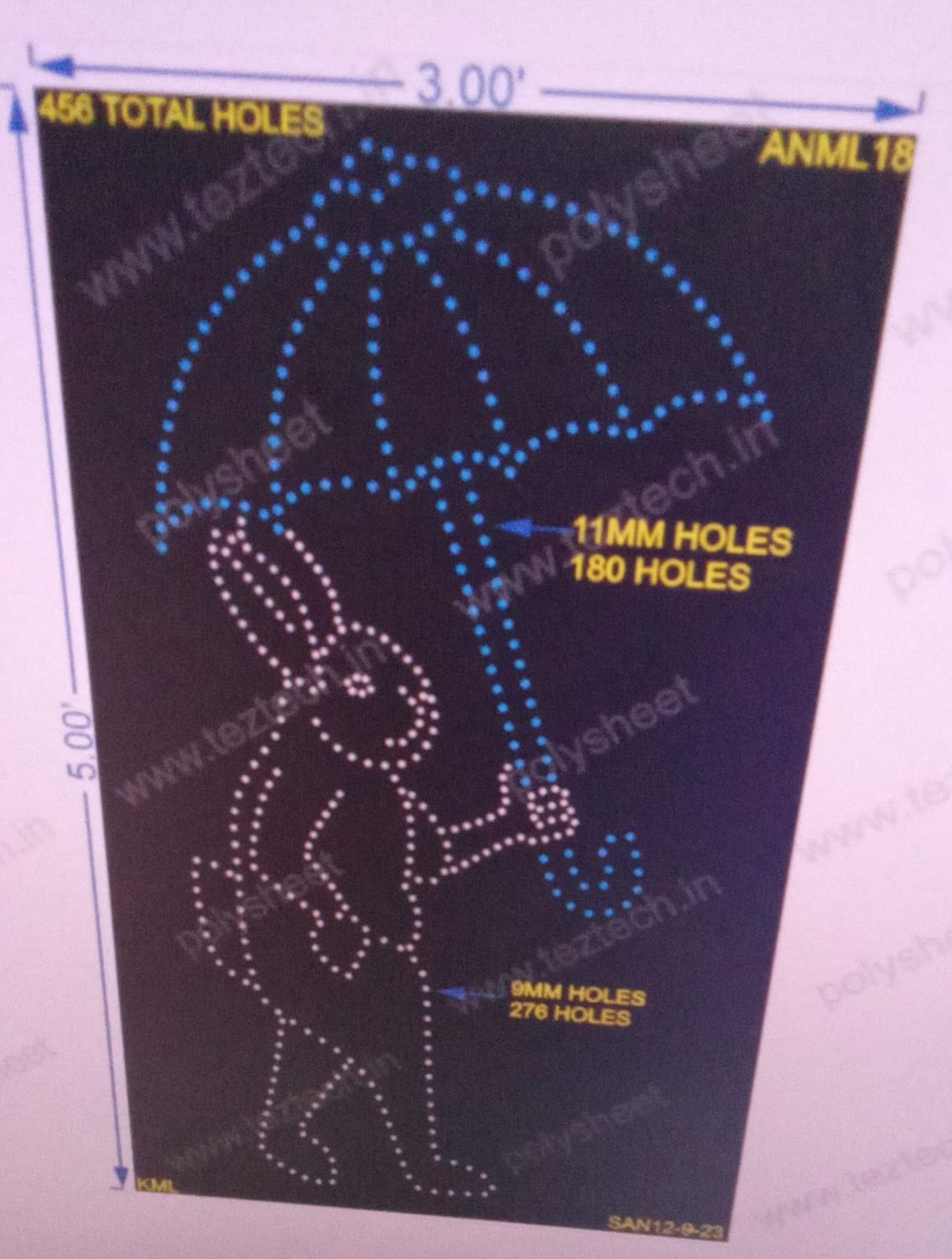 ANML18 RABBIT WITH UMBRELLA 5X3 FEET 456 HOLES