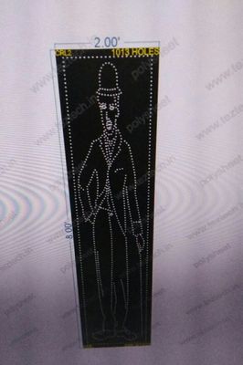 CRL2 CHARLIE CARTOON 8X2FEET 1013HOLES