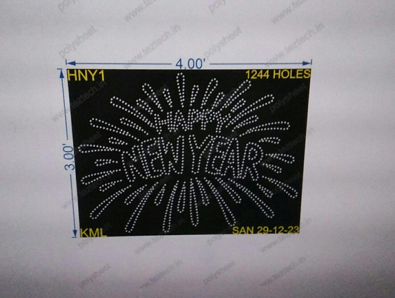 HNY1 HAPPY NEW YEAR 3X4FT 1244 HOLES