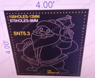 SNT5.3 SANTA CLAUS 4X4FT 770 HOLES
