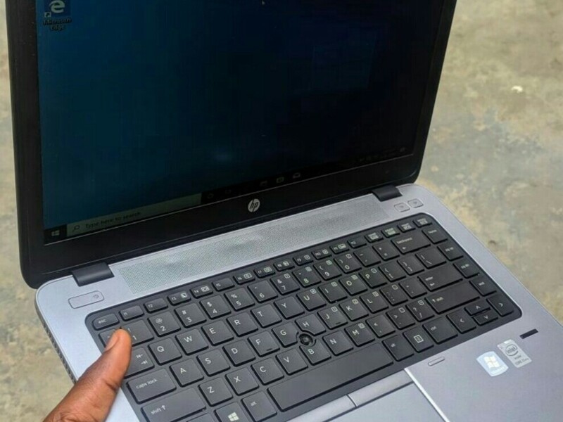 Laptop HP Elitebook 850 4GB Intel coreI5 500GB