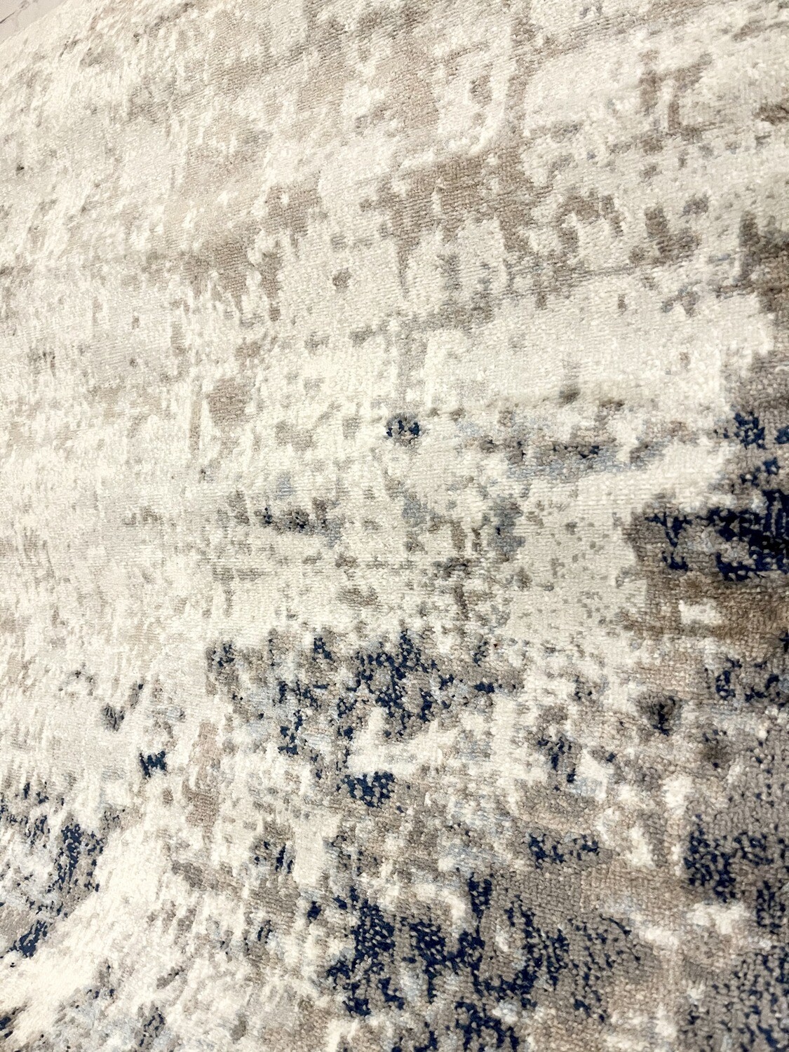 Neutrals & A Pop Of Blue Area Rug 5x7