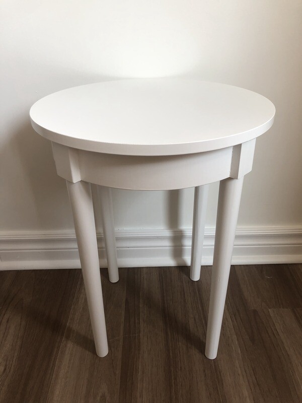 White Round End Table - Set Of 2