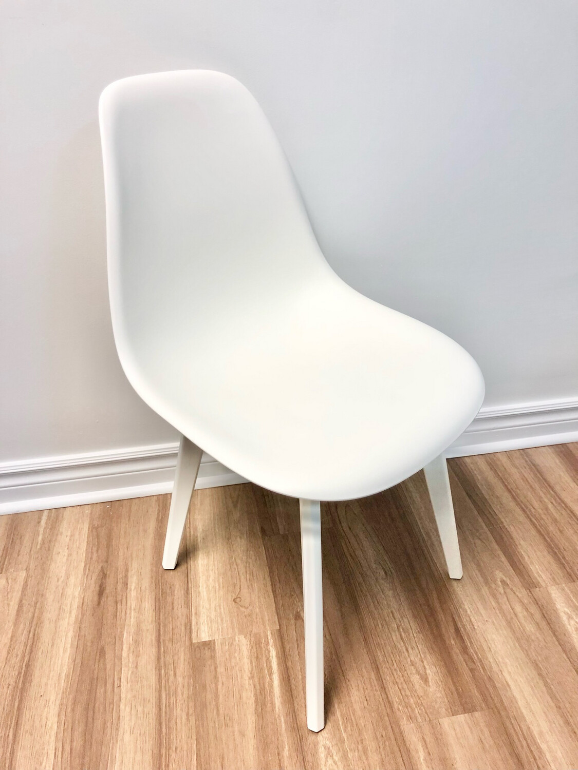 Simplistic Modern White Dining Chairs - Set Of 4