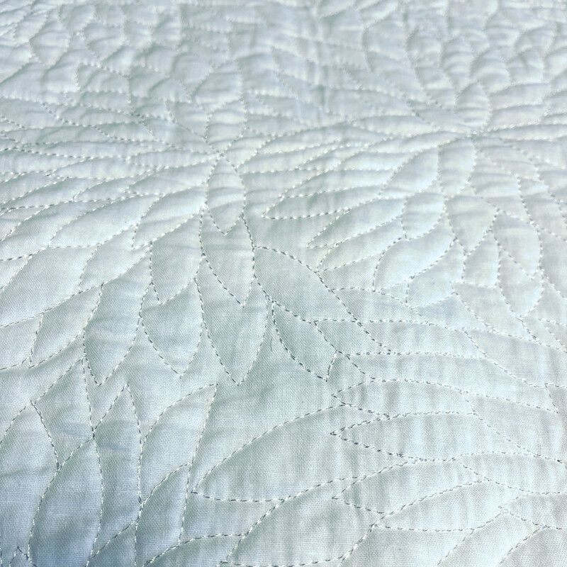 King Bedding - White Cotton Comforter w/ 2 Cases