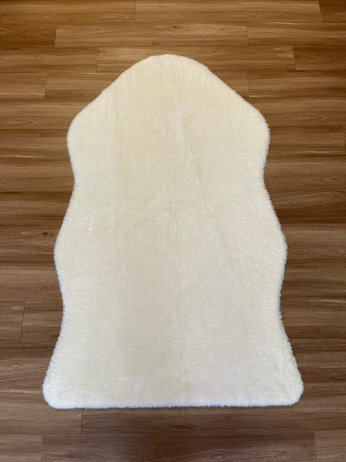 Large White Faux Sheepskin