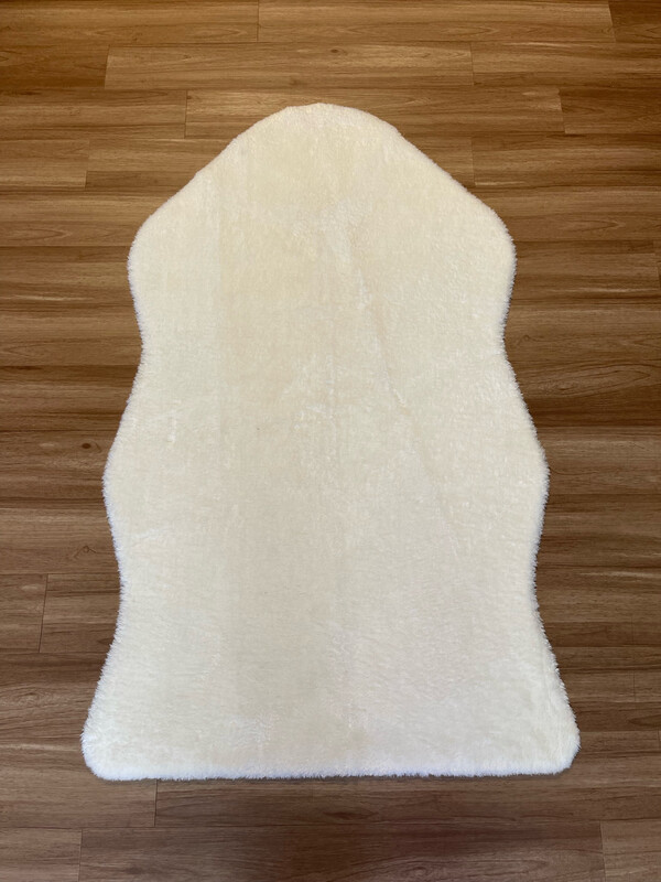 Large White Faux Sheepskin