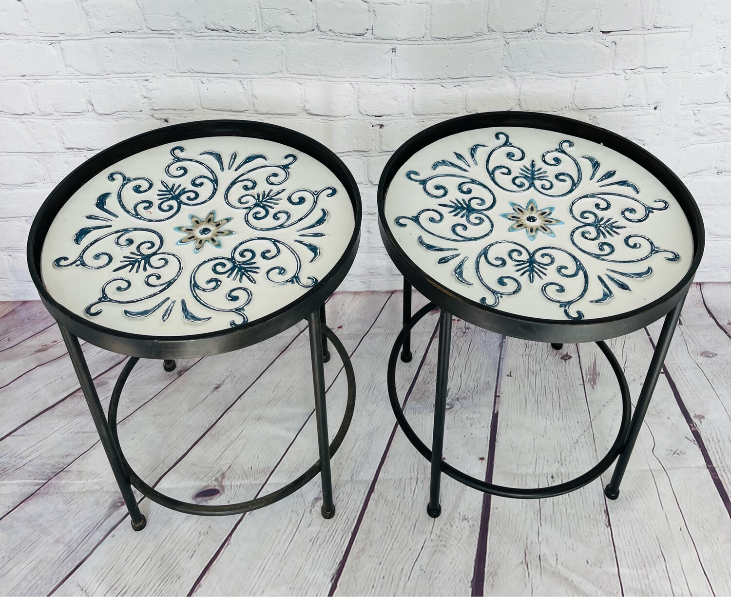 Indoor/Outdoor Metal End Table - Set Of 2