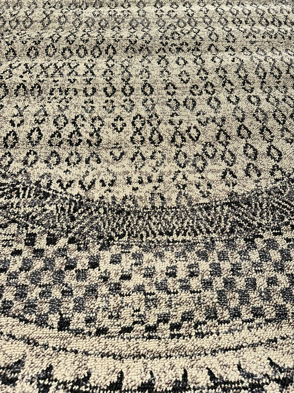 Beige/Blue Circle Rug 8’