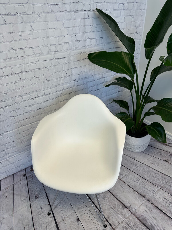 Single White Structube Eiffel Accent Chair
