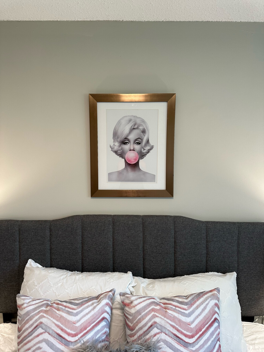Marilyn Monroe Bubble Gum Print