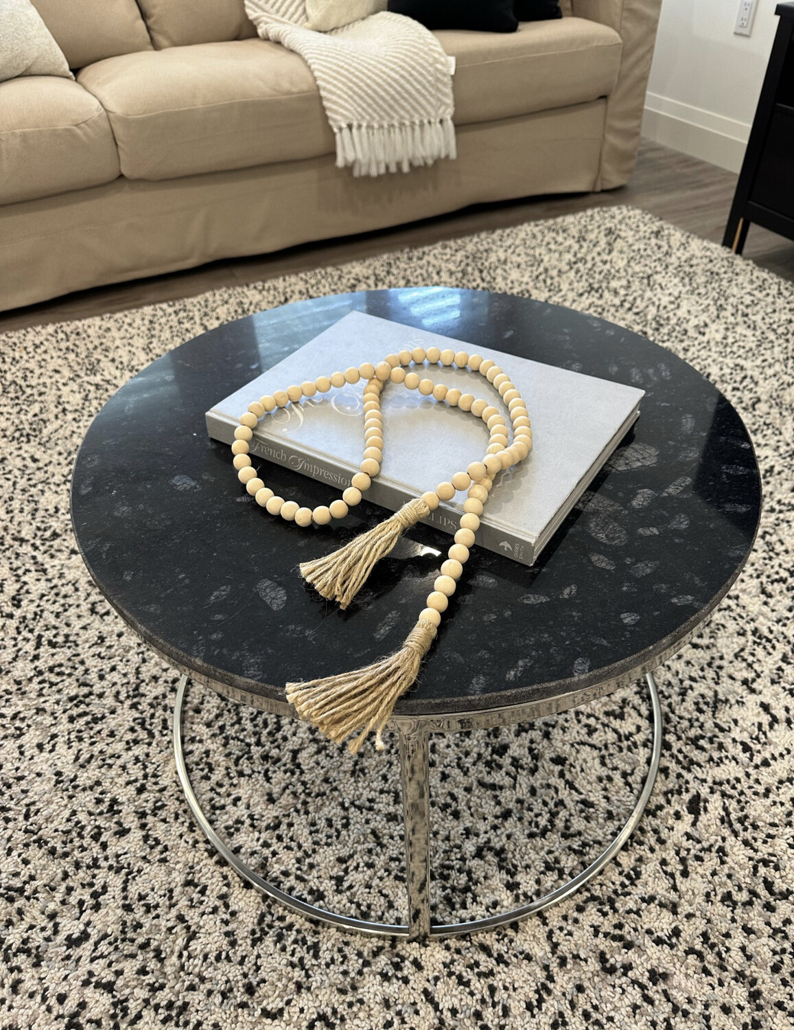 Beige Decorative Table Beads
