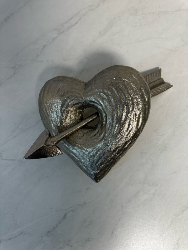 Silver Metal Heart & Arrow