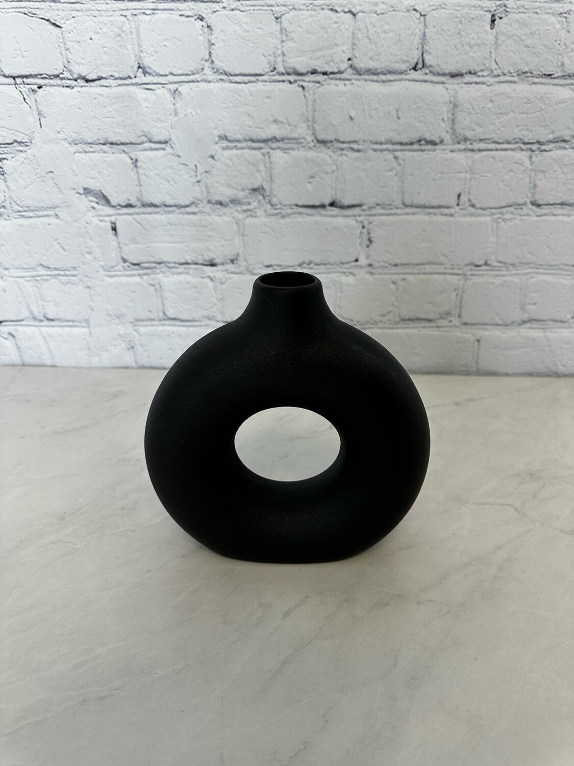 Medium Black Circle Vase