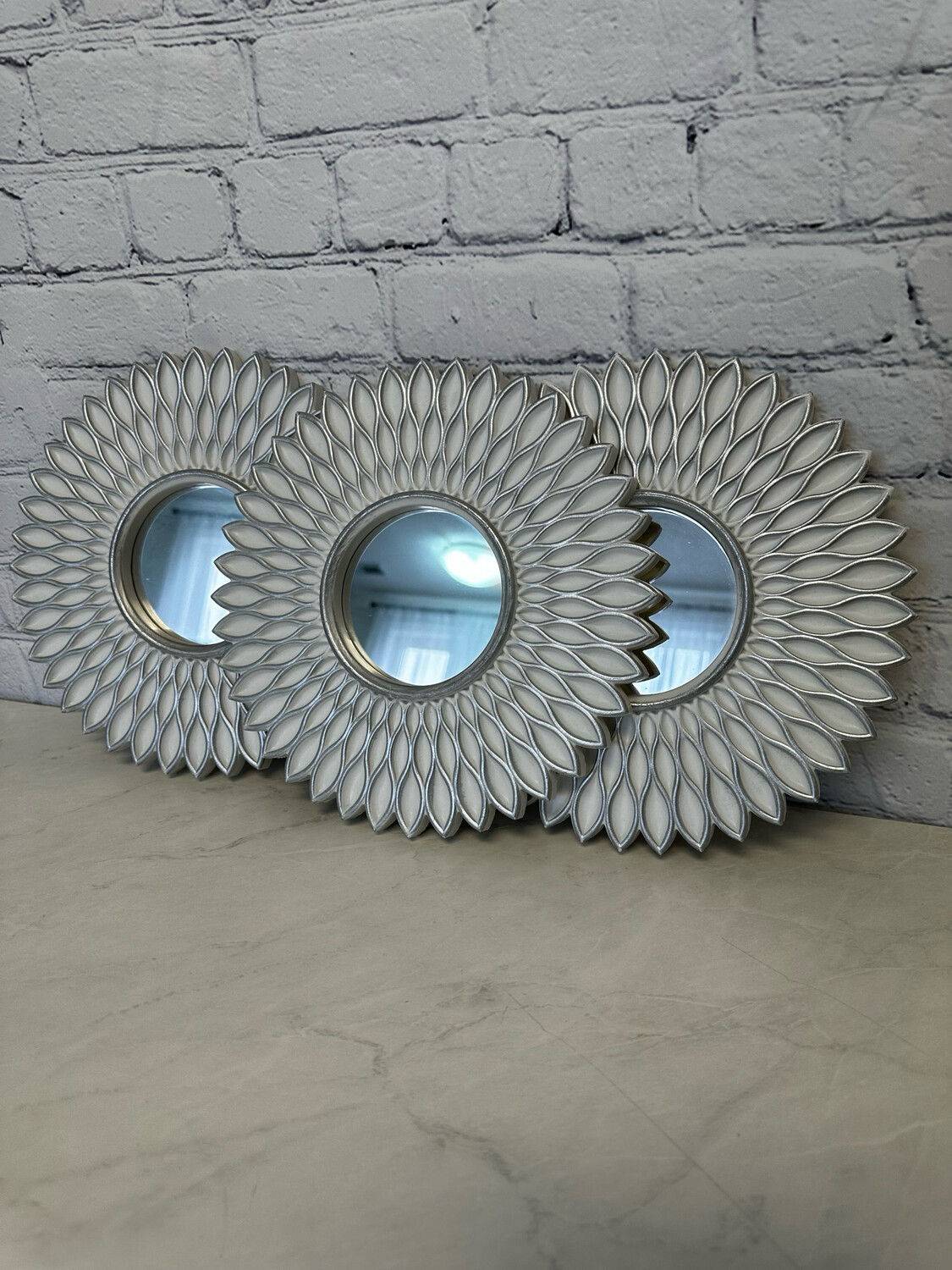 White & Silver Flower Mirror - Set Of 3